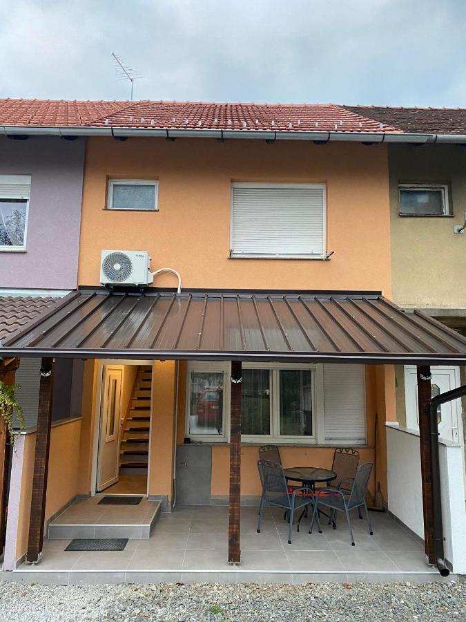 Apartman Nada Slavonski Brod Exterior photo